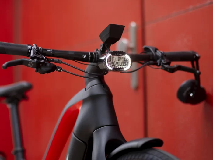 Trek Allant+ 9.9S Stagger front with head light