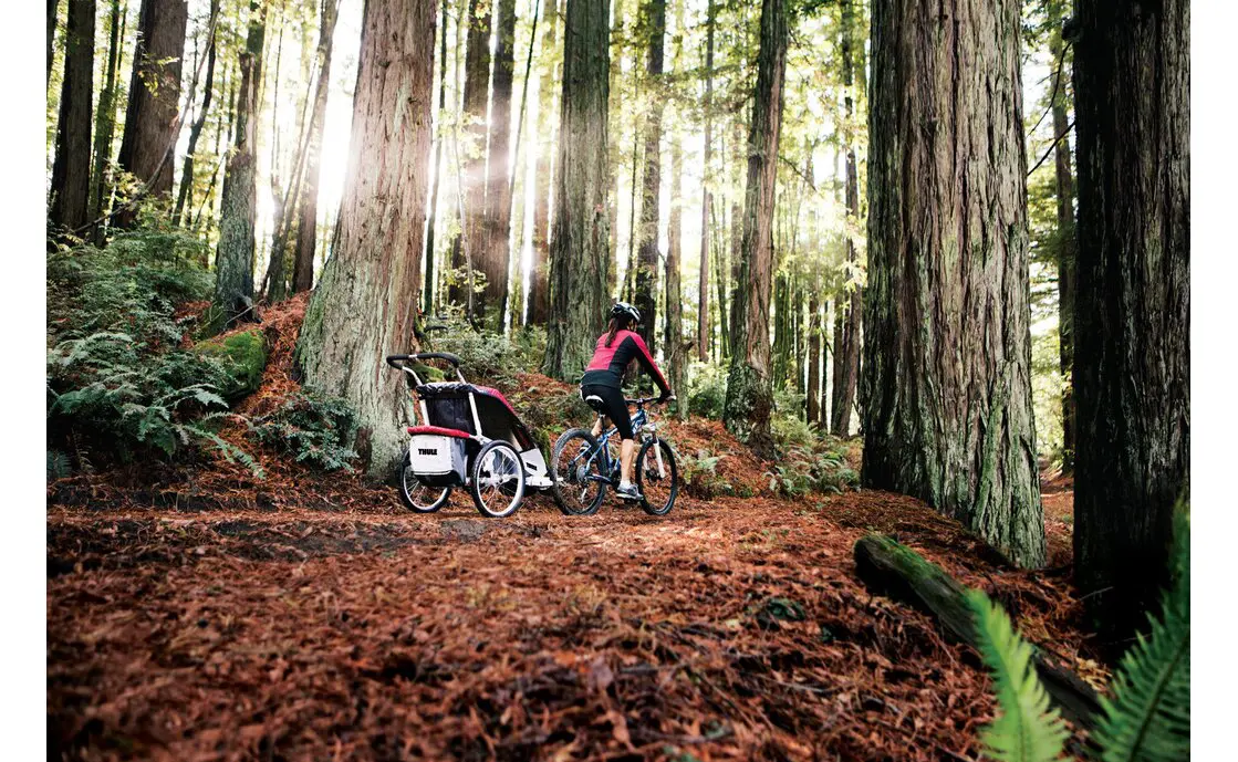 Thule Chariot Cougar 2 Rosso, incl. set bici foto completa