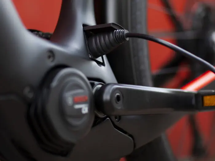 Trek Allant+ 9.9S Stagger charging